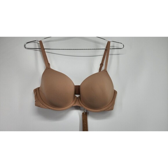 SKIMS Other - SKIMS 34C Clay Beige Fits Everybody T-Shirt Bra BA-DEM-9221 NWT